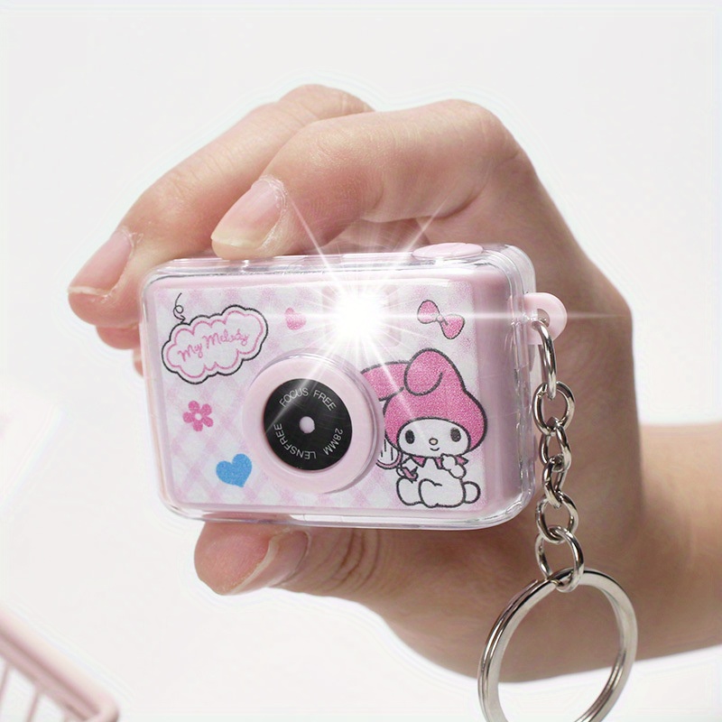 Pendentif caméra lumineux Sanr - Kawaii Tech Accessories avis et prix